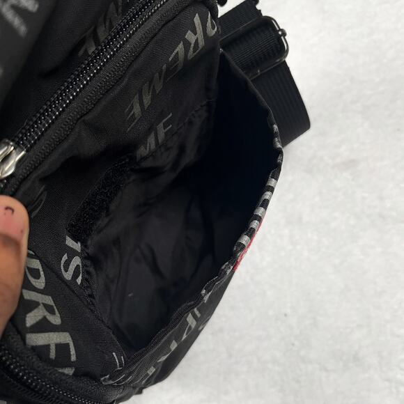 Rare Authentic Supreme FW16 3M Reflective Repeat Black Shoulder Bag Streetwear - Picture 11 of 16